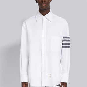 [국내배송] 톰브라운 4바 옥스포드 버튼 다운 셔츠 화이트 - 재입고 -