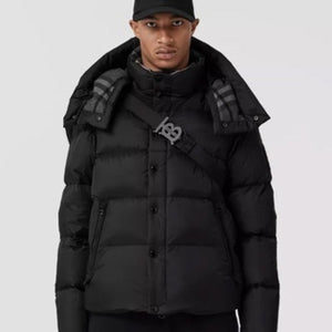 버버리 디태처블 슬리브 후드 퍼퍼 재킷 블랙