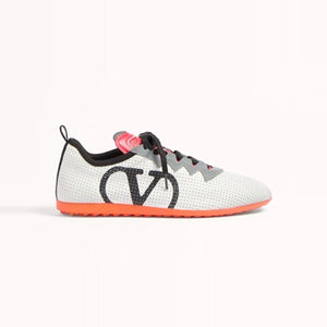 발렌티노 크로마톤 펀칭 나파 스니커즈 화이트