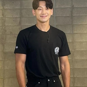 [국내배송/당일출고] 크롬하츠 홀스슈 로고 포켓 반팔티 2color (비,양요섭,산다라박,박서준 착용) - 재입고 -