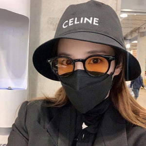 [국내배송] 셀린느 로고 버킷햇 블랙 (산다라박 착용)