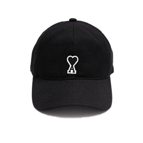 [국내배송] 아미 하트 자수 볼캡 블랙