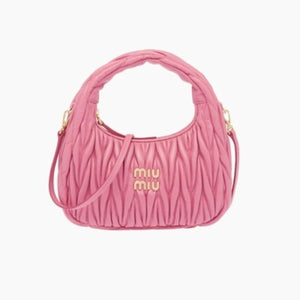 미우미우 완더 마테라쎄 나파 호보백 핑크 5BC125 (이유미,이하이 착용)