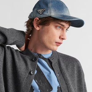 [국내배송] 프라다 데님 워싱 삼각 로고 볼캡 2color