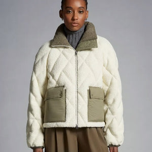 몽클레어 존퀼레 퀼티드 부클레 다운 자켓