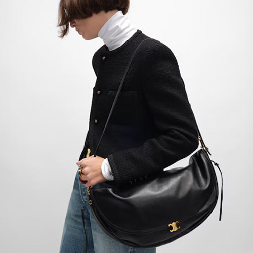 셀린느 하프문 소프트 트리오페 백 블랙