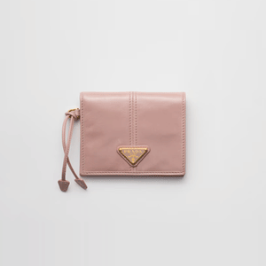 프라다 광택 가죽 스몰 지갑 핑크 1MV204
