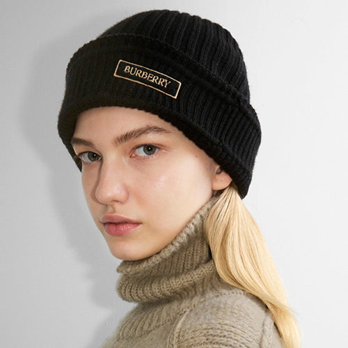 [국내배송] 버버리 로고 자수 골지 비니 블랙