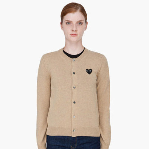 [국내배송/당일출고] 꼼데가르송 라운드 여성용 가디건 베이지/블랙와펜 (수지,보나 착용)