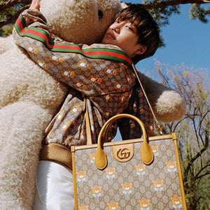 카이 X 구찌 토트백 (카이 착용)