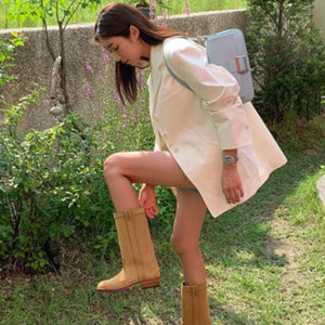 셀린느 가디안 스웨이드 부츠 (차정원 착용)